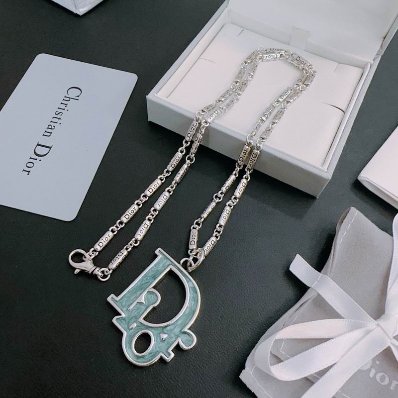 Dior Necklace 06lyr673